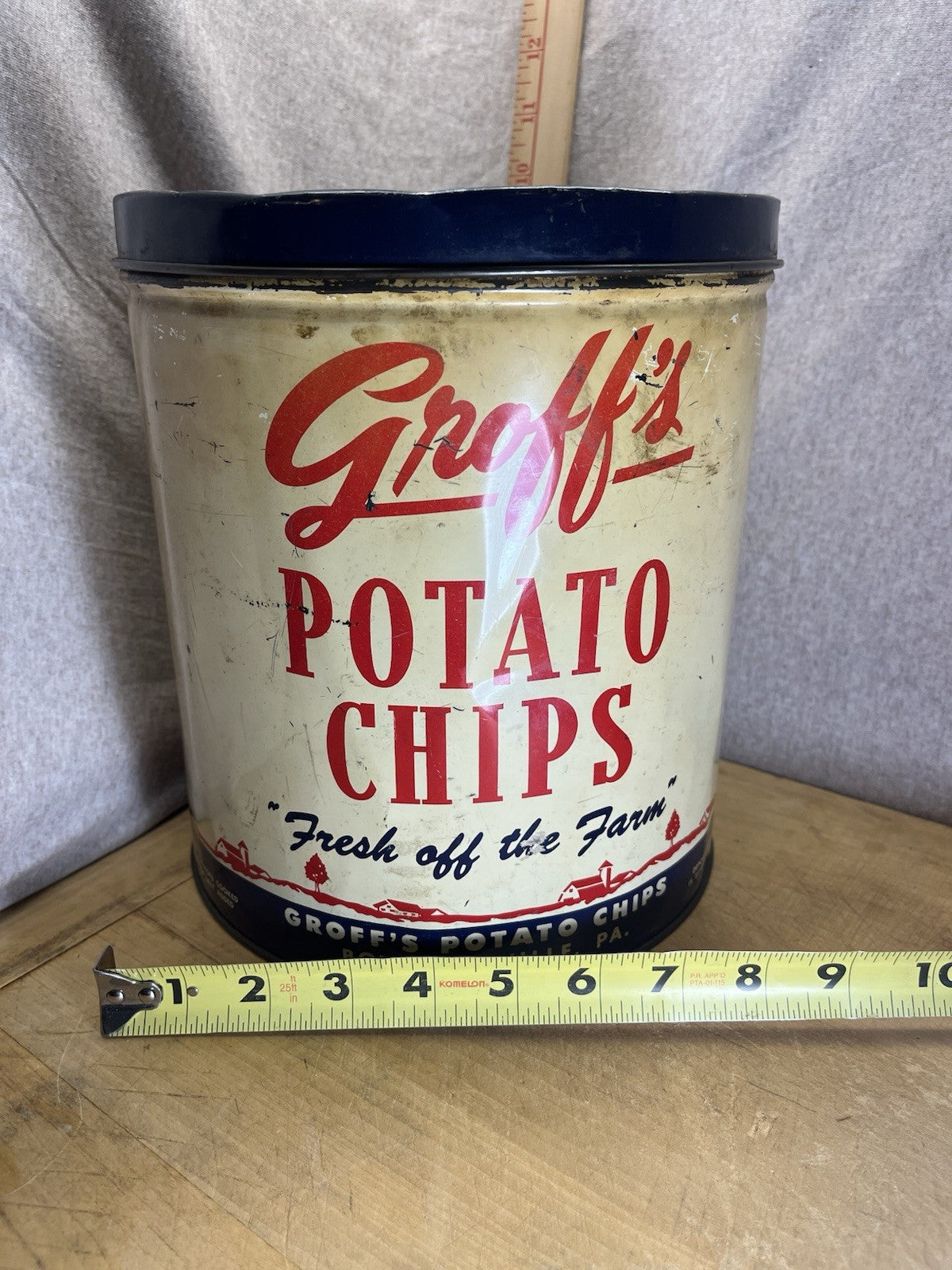 Vntage Groff's Potato Chip Tin 32 oz 2 LBS - Bowmansville, PA