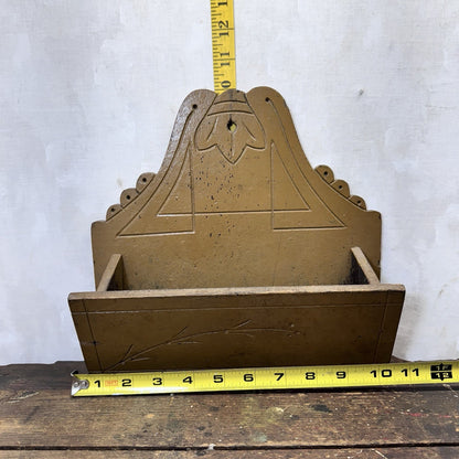 Primitive Mustard Color Candlebox