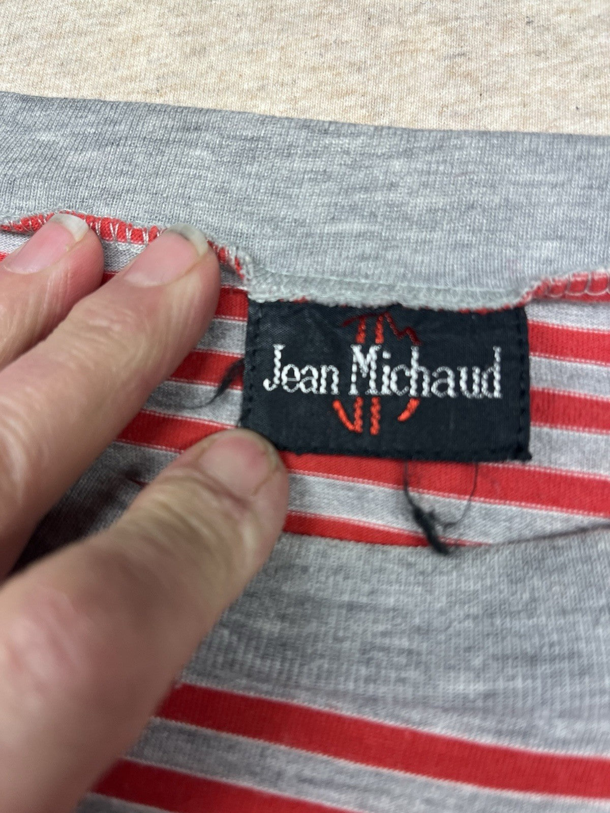 1980-90s Women’s Grey & Red Stripe Knit Sleeveless Top