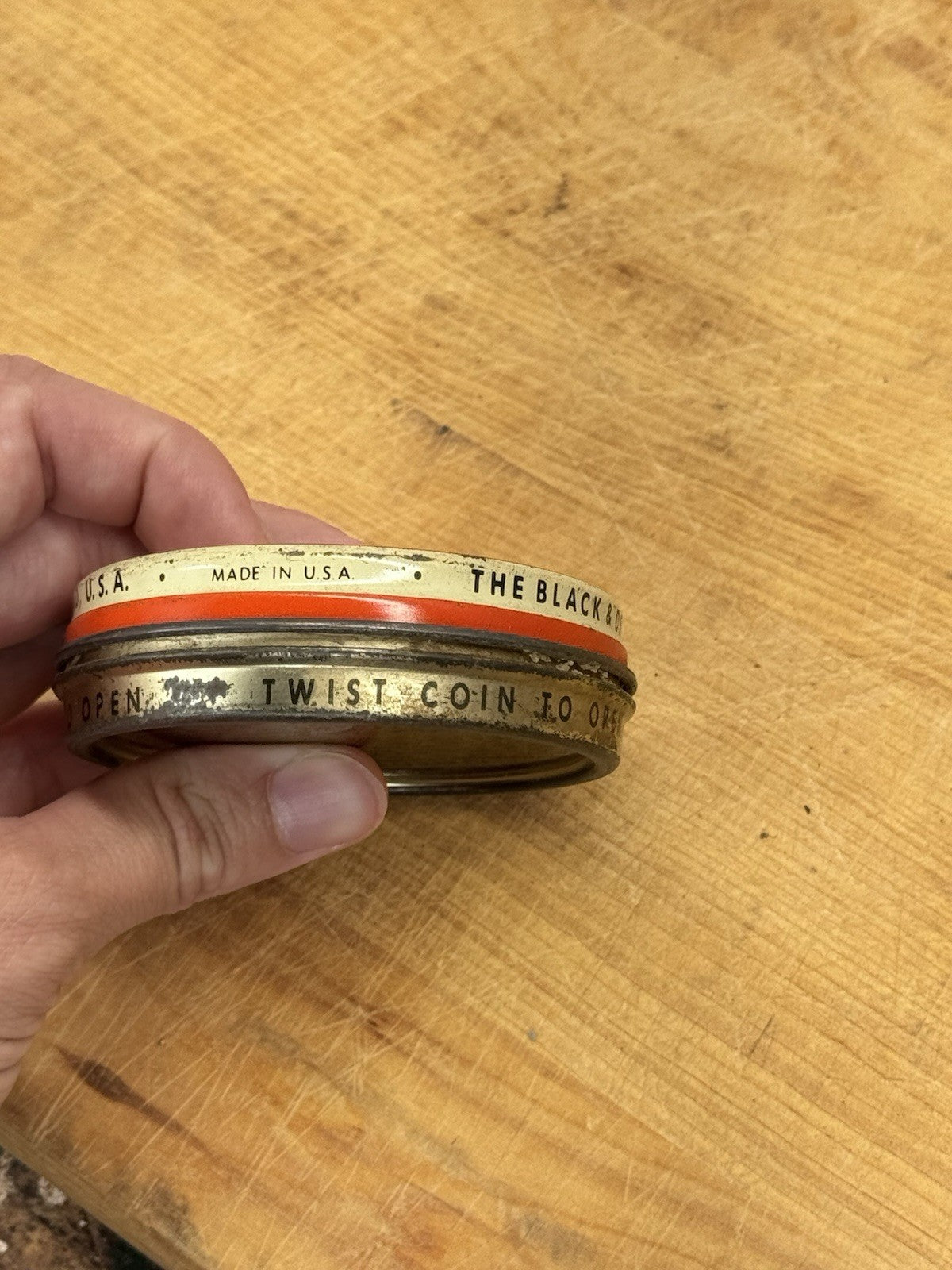 Black & Decker Electric Wax Vtg Tin #1324