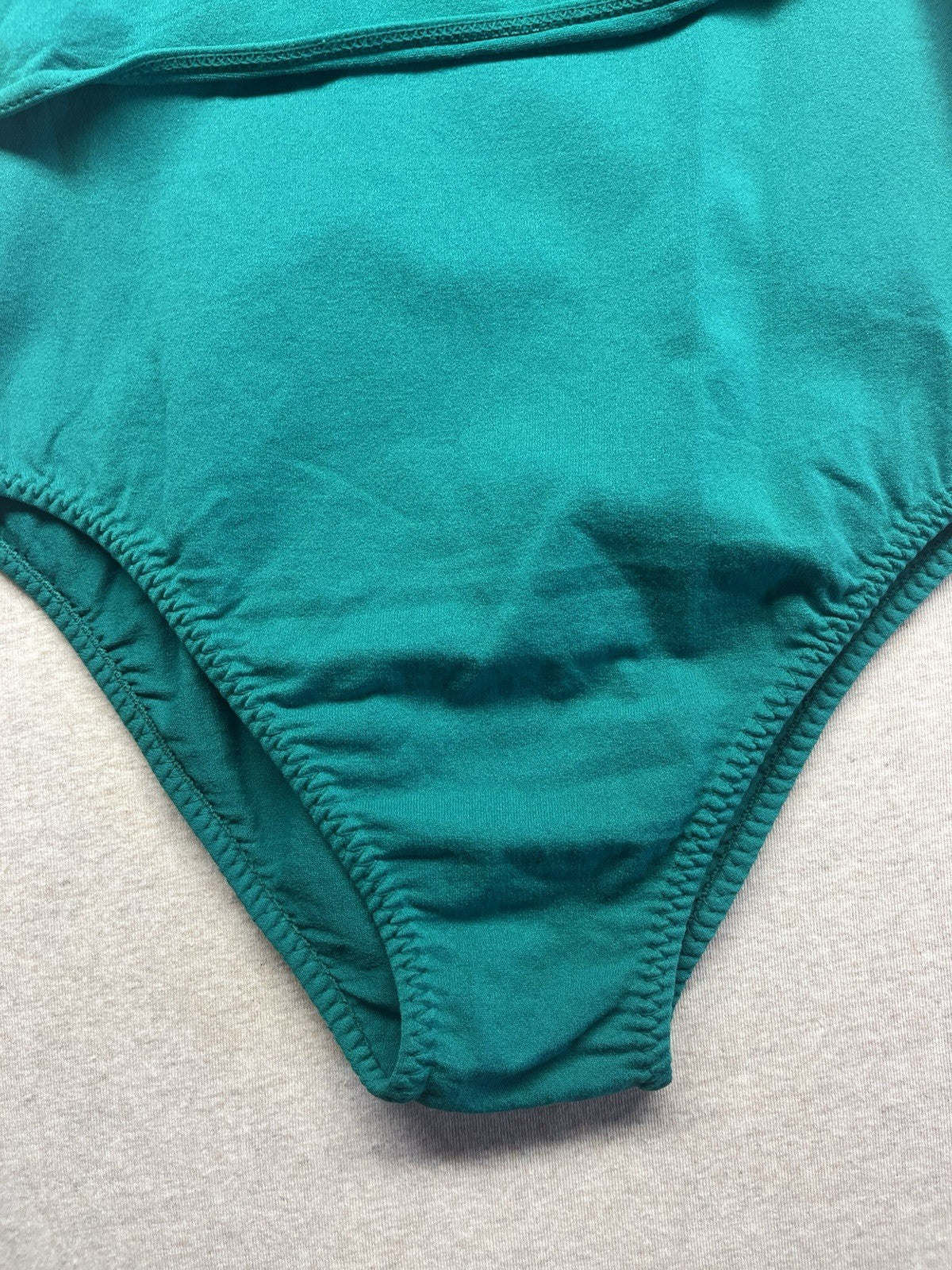 1990s Women’s Green Knit Sleeveless Body Suit