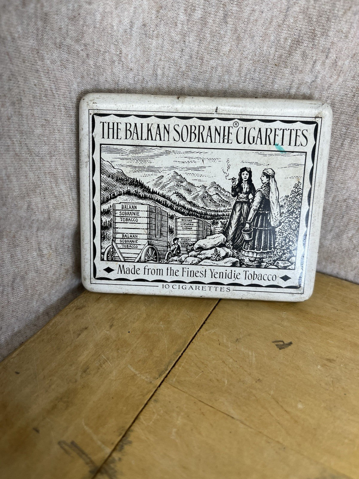 Balkan Empty Sobranie Cigarette Tin