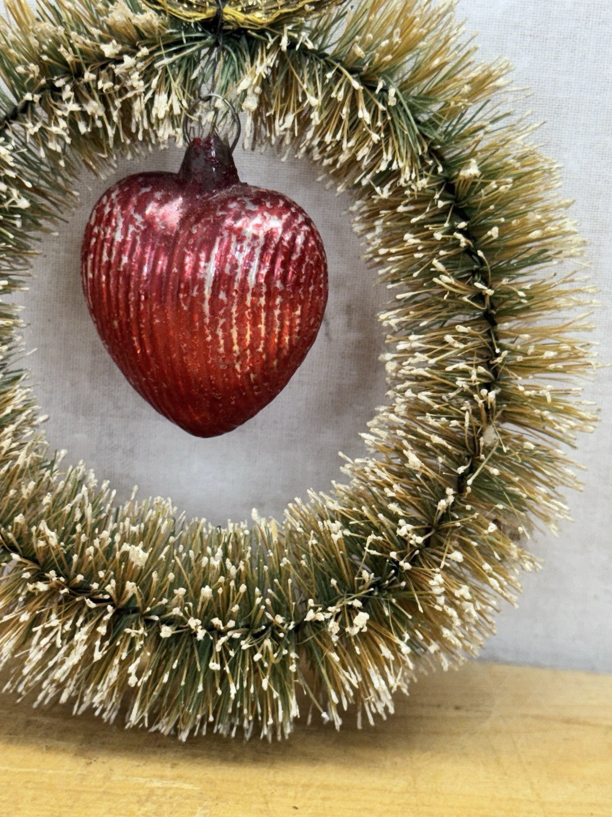 Victorian Ornament #1151