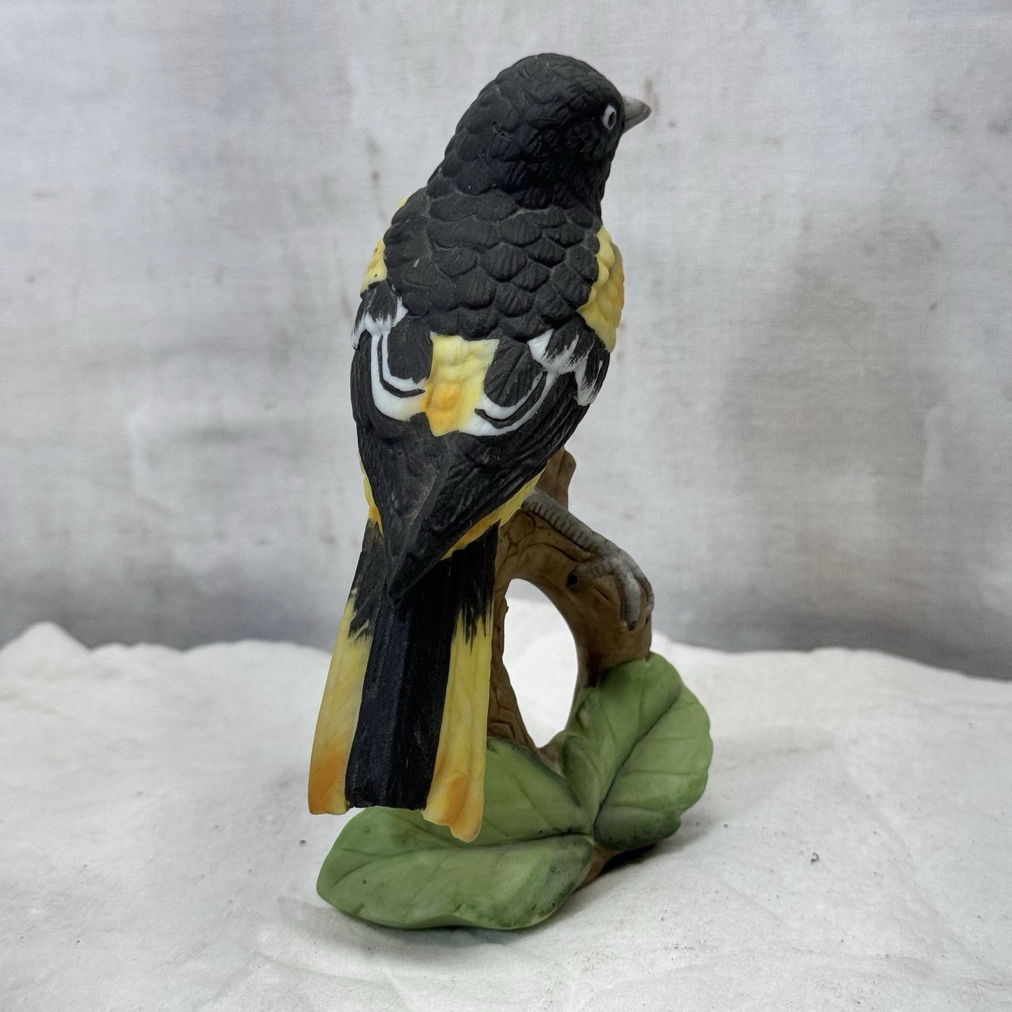 Lefton Porcelain Oriole Bird Figurine Japan Vintage