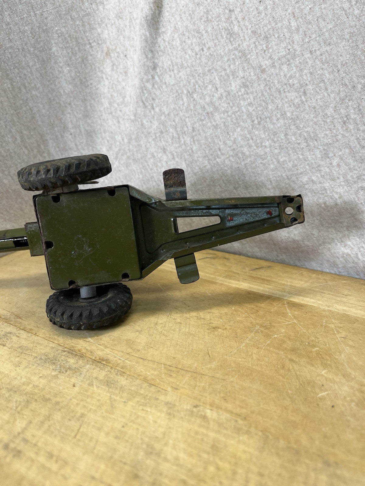 Vintage Tin Friction Jeep W/ Toy Working Spring Howitzer Gun