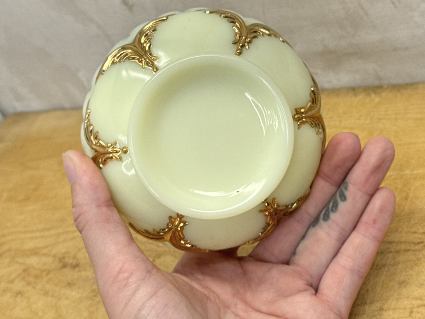 Antique 1890s Heisey Winged Custard Bowl #1136