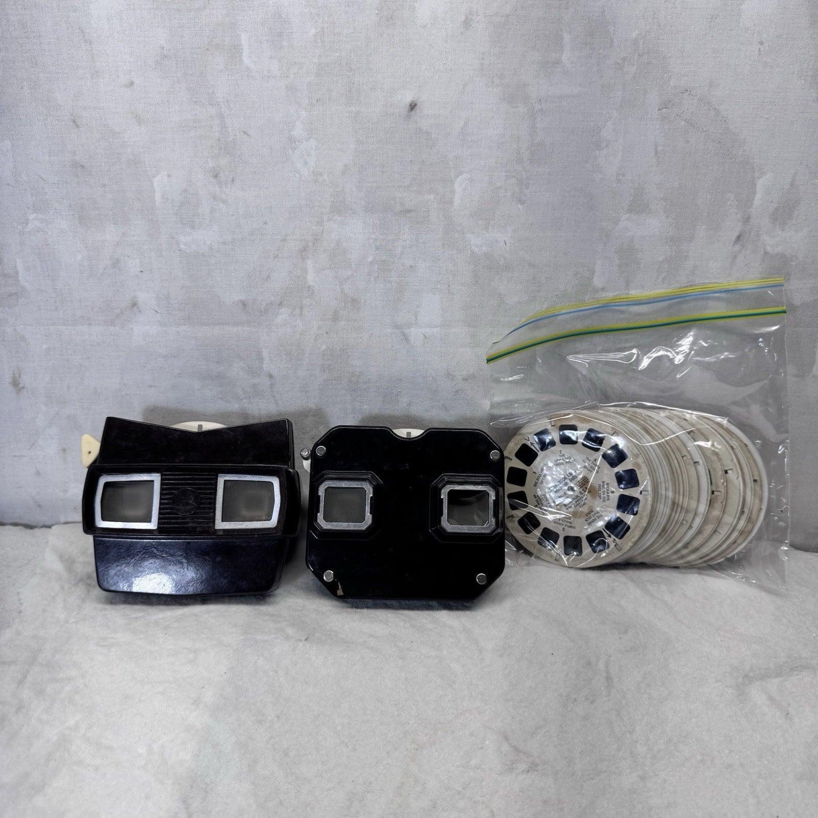 View Masters With Viewing Cards Vintage