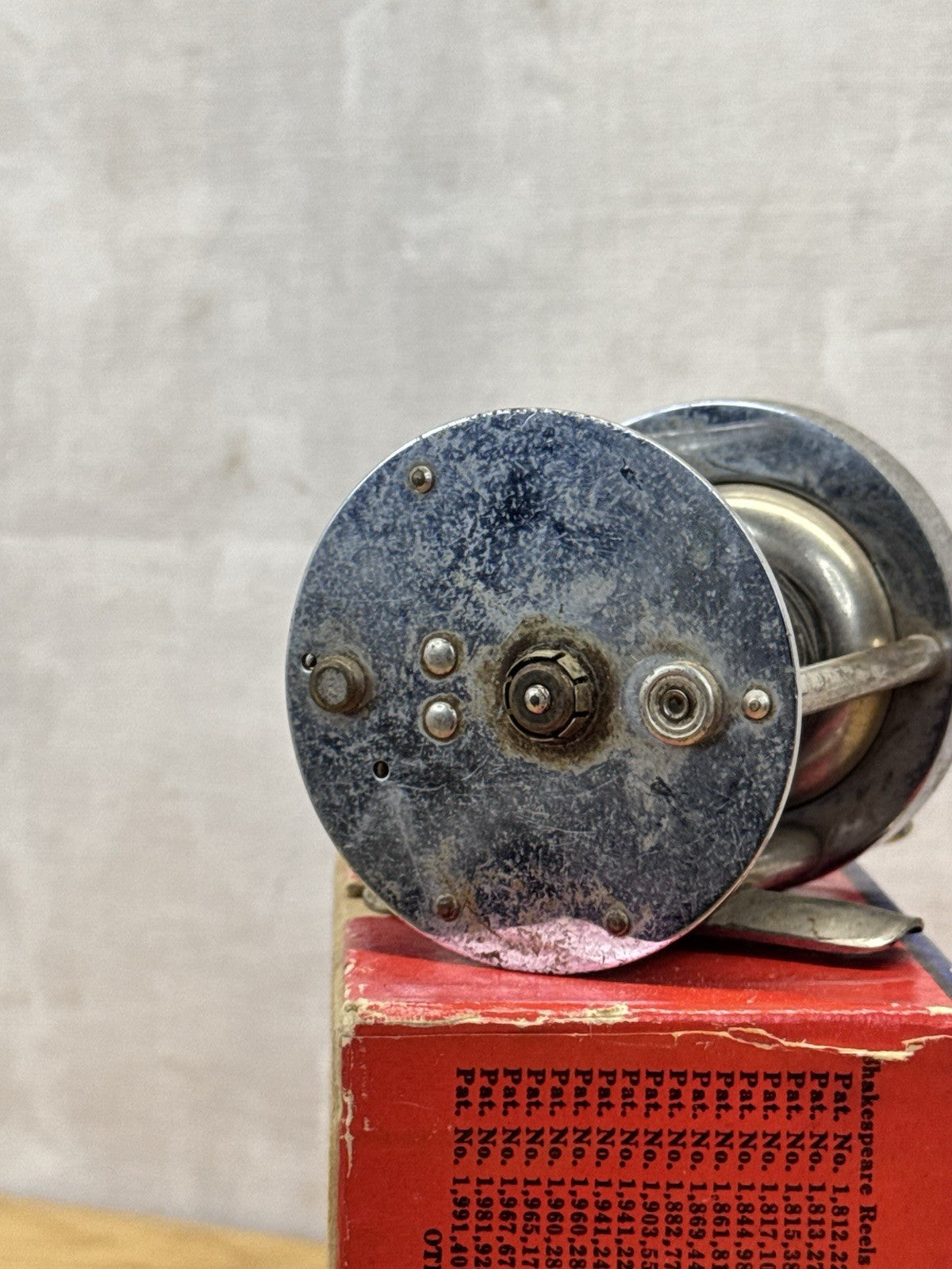 shakespeare fishing reel W/box Vintage #1070