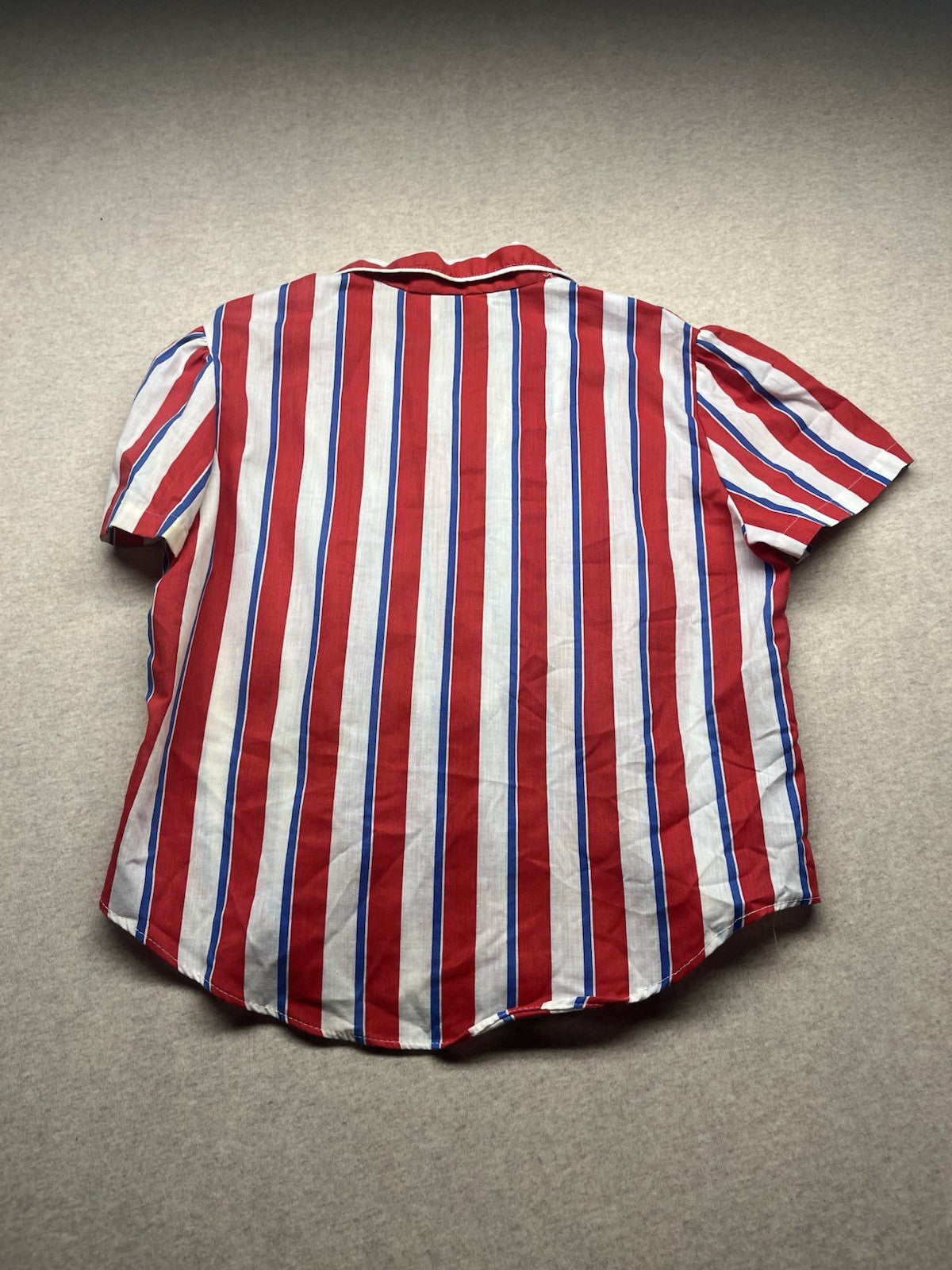 1970s Women’s Red White Blue Striped S Sleeve Cotton Shirt