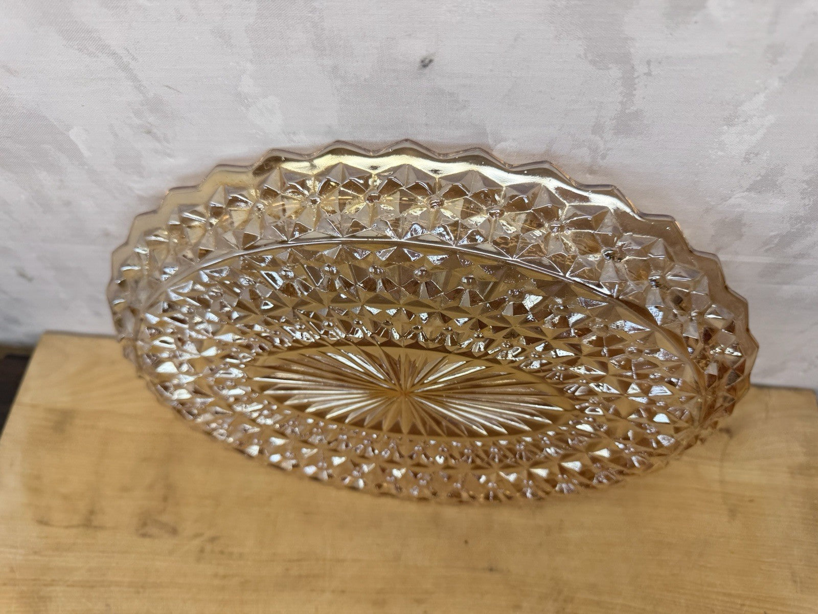 Carnival glass Jeanette #1085