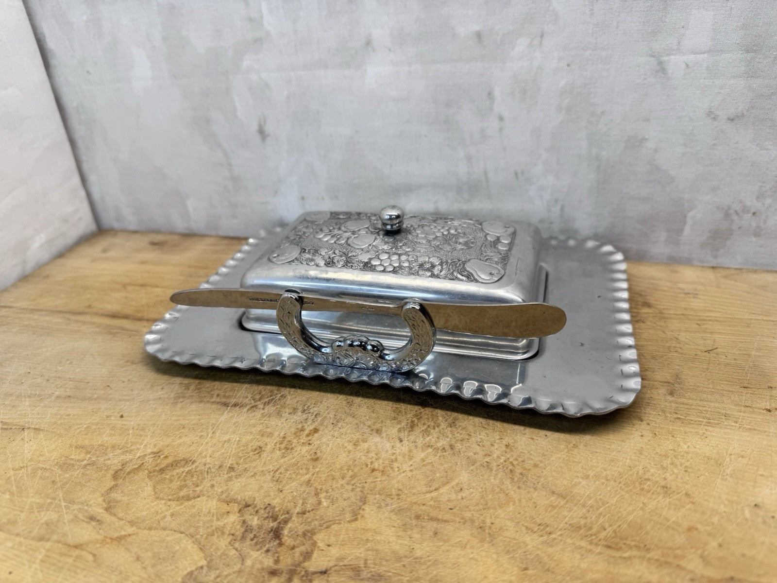 Cromwell Butter Dish Vtg Hand Wrought Aluminum  #S-1506