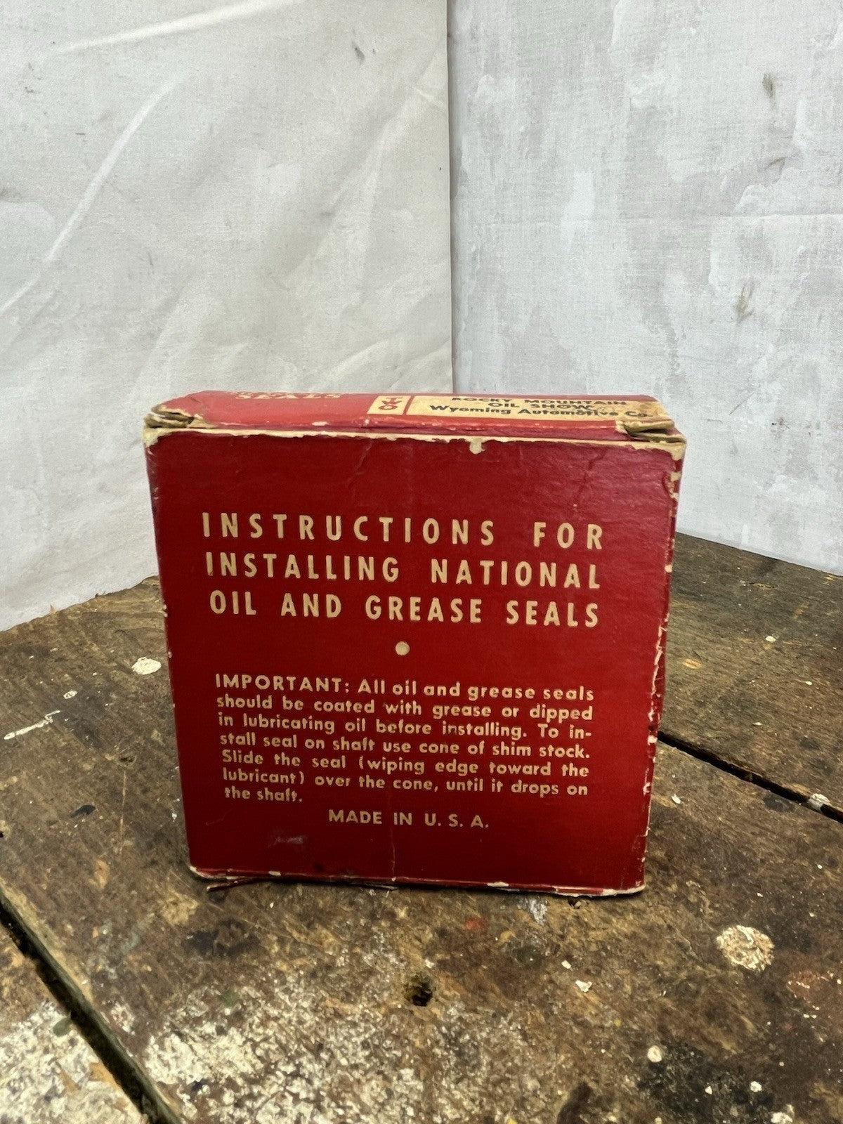 Vintage National 6 Oil & Grease Seals W/Box # 123