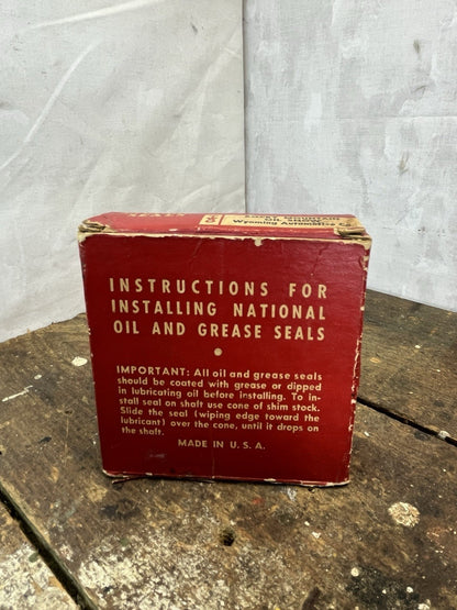 Vintage National 6 Oil & Grease Seals W/Box # 123