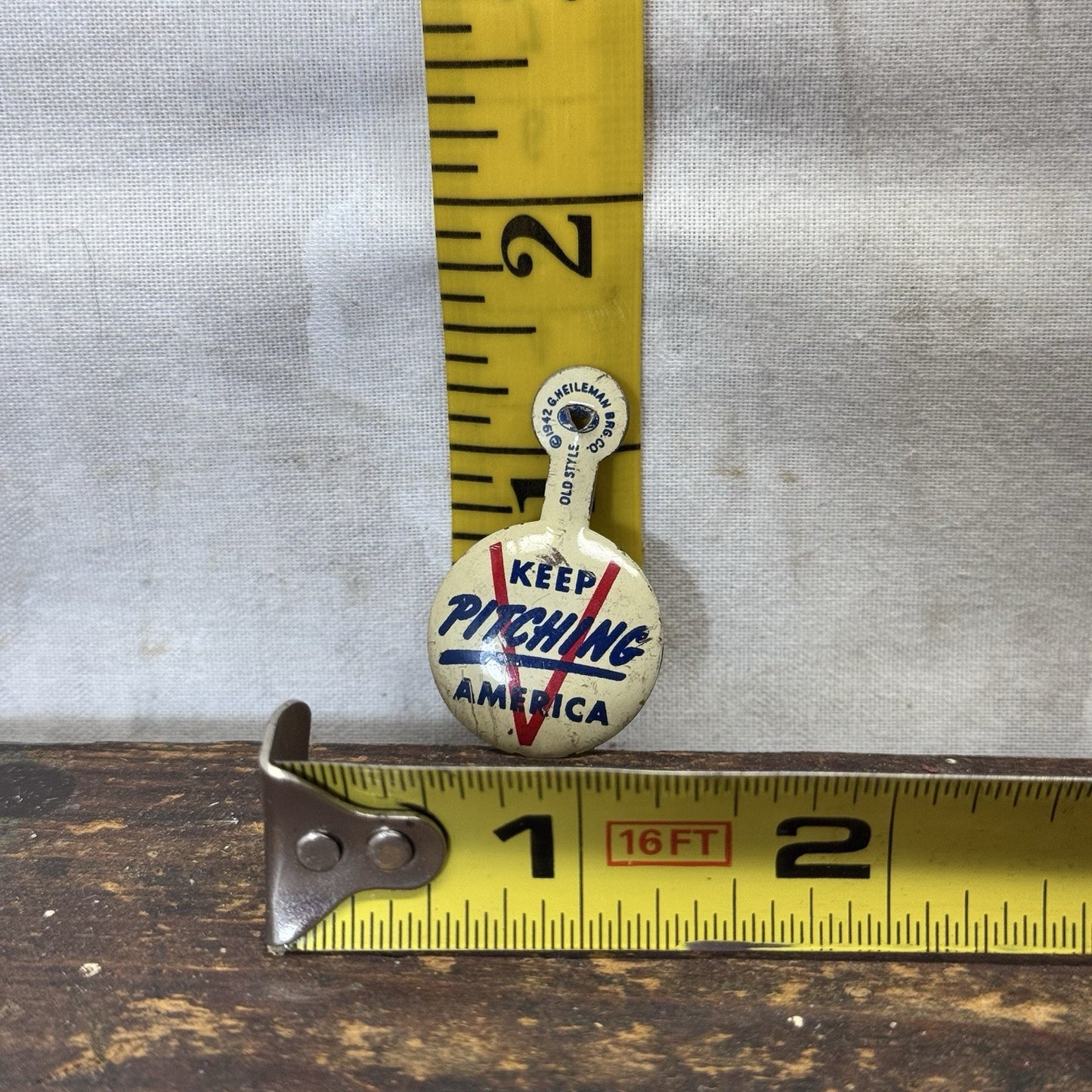 Keep Pitching America 1942 G Heileman Brewing Patriotic Vintage Pin