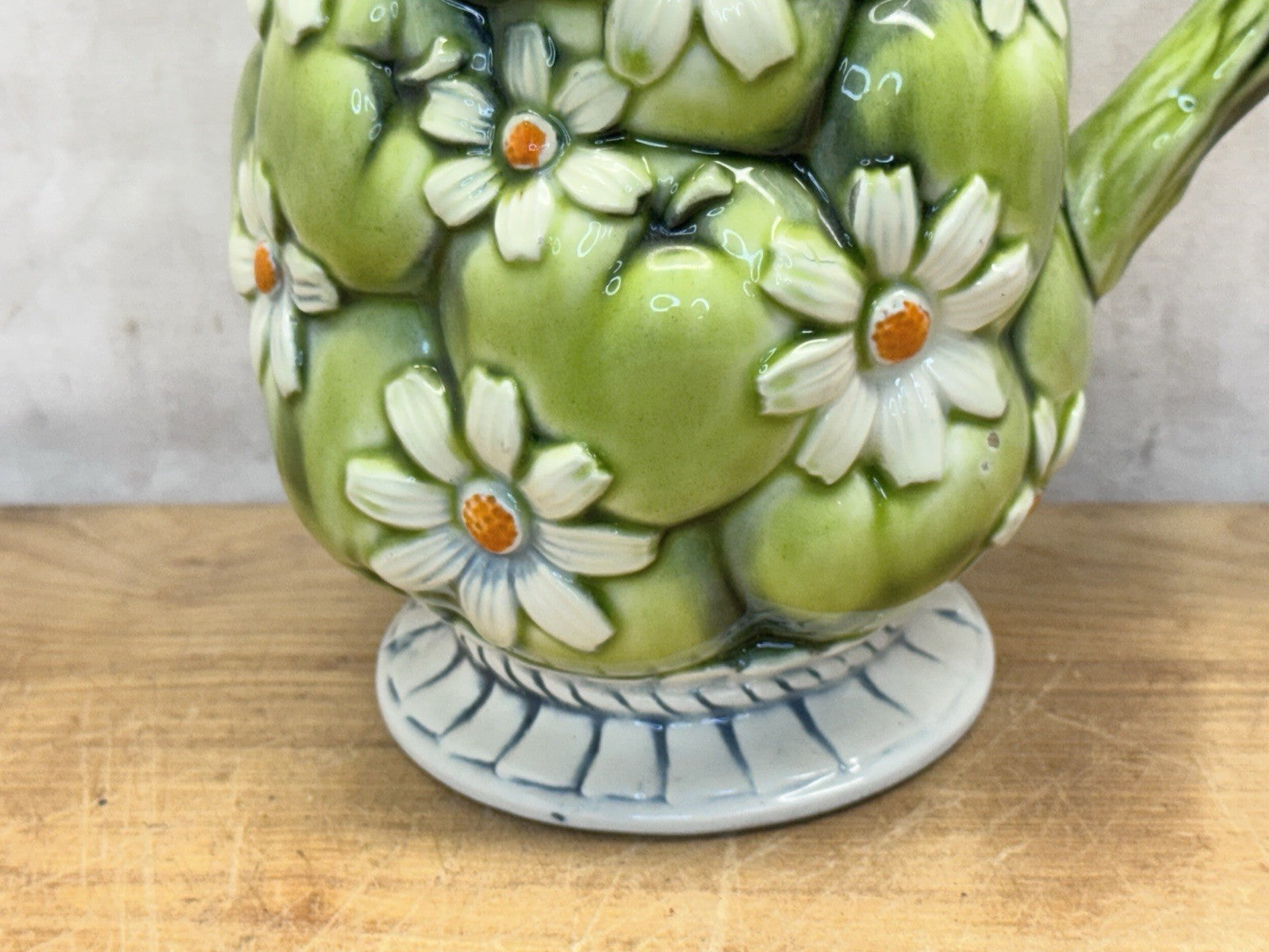 Vintage 1967 Inarco Daisy Green Pitcher #1477