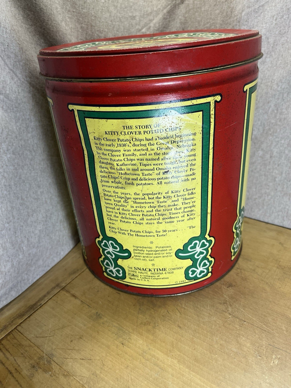 Vintage Kitty Clover Potato Chip Tin 14oz 1983 RED Retro Advertising