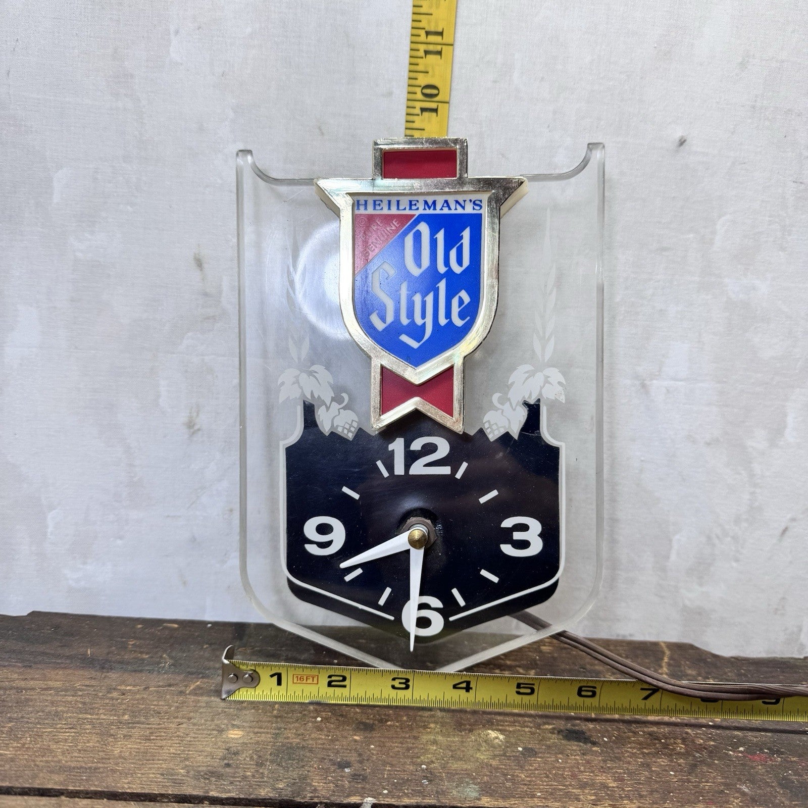 Heilemans Old Style Working Beer Sign Vintage