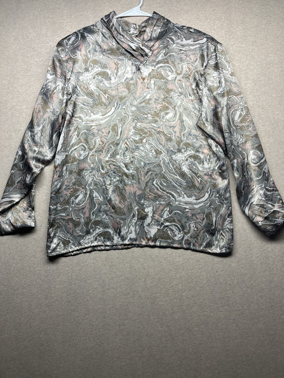 1980s Women’s 3/4 Sleeve  Brown Print Nylon Top Padded Shoulders