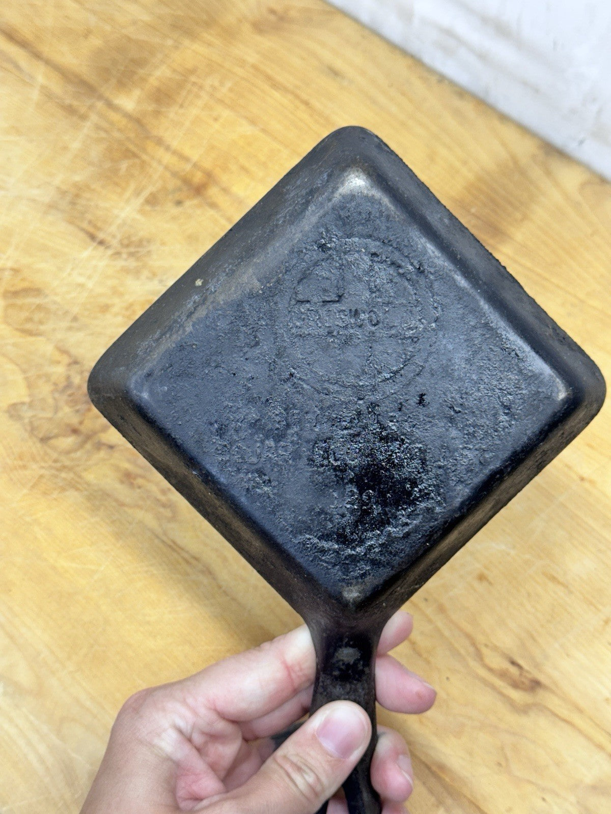 RARE Vintage GRISWOLD Square Egg Skillet #129 Cast Iron Uncleaned