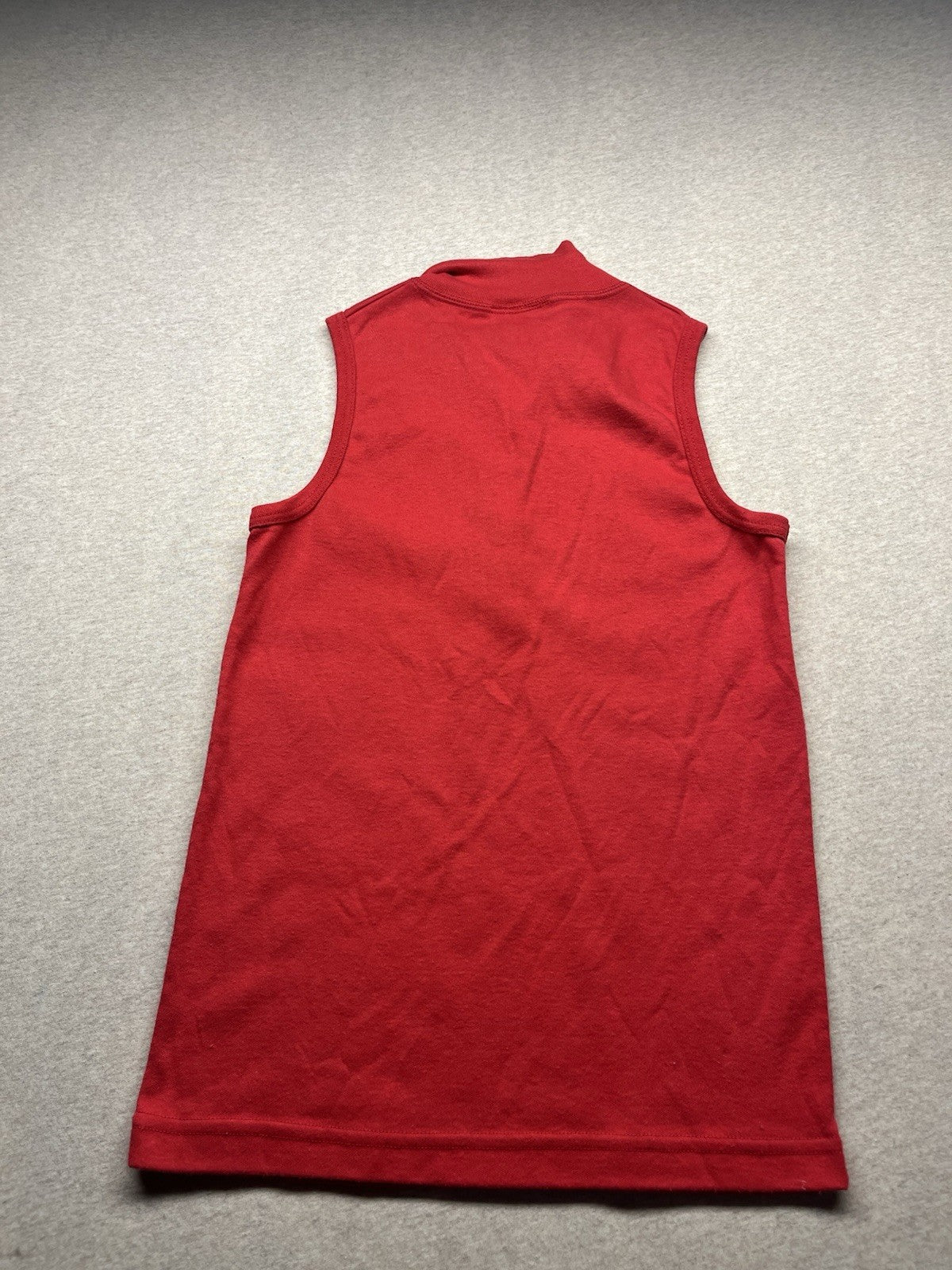 1970-80s Women’s Red Knit Sleeveless Polo Top