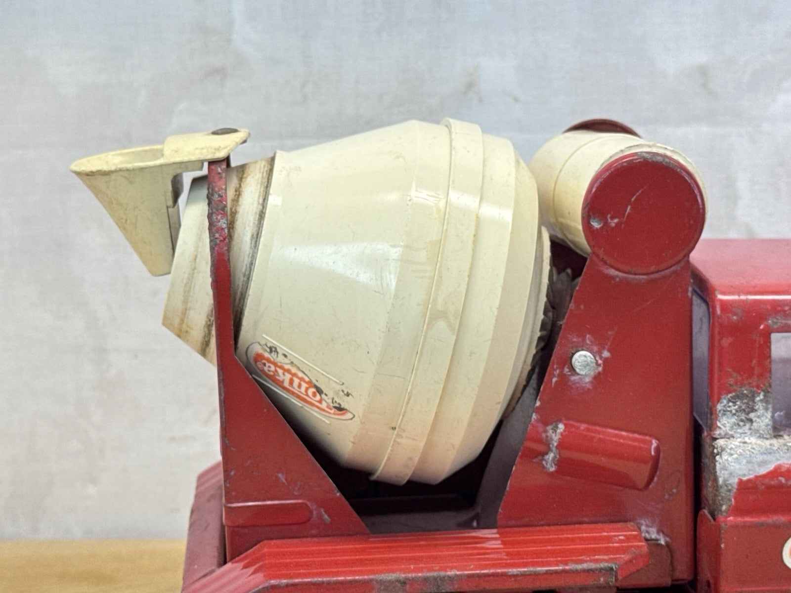Vintage 1960s Tonka Cement Truck #1044