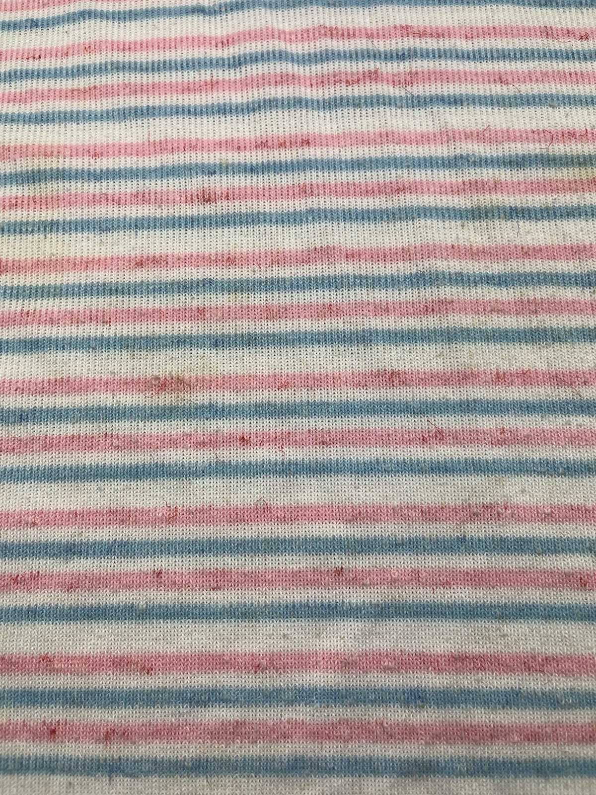 1970s Women’s Pink Wht Blu Knit Sleeveless Top