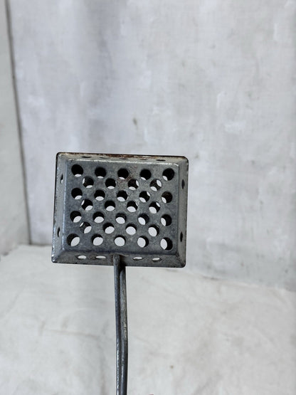Metal Vintage Soap Saver 