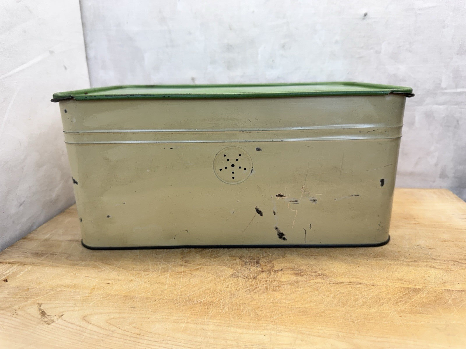 Antique Tin Bread Box Green & Cream #1480