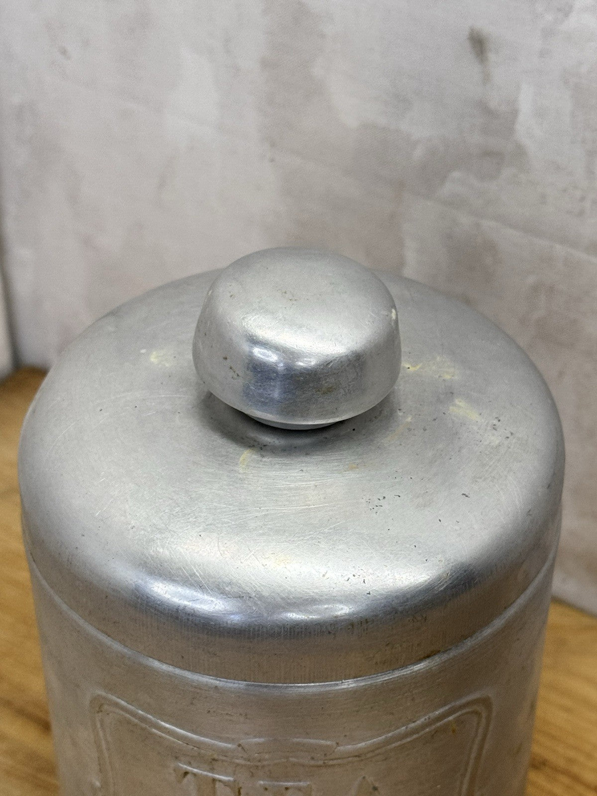 Aluminum Tea Canister Hostessware Vtg #1361