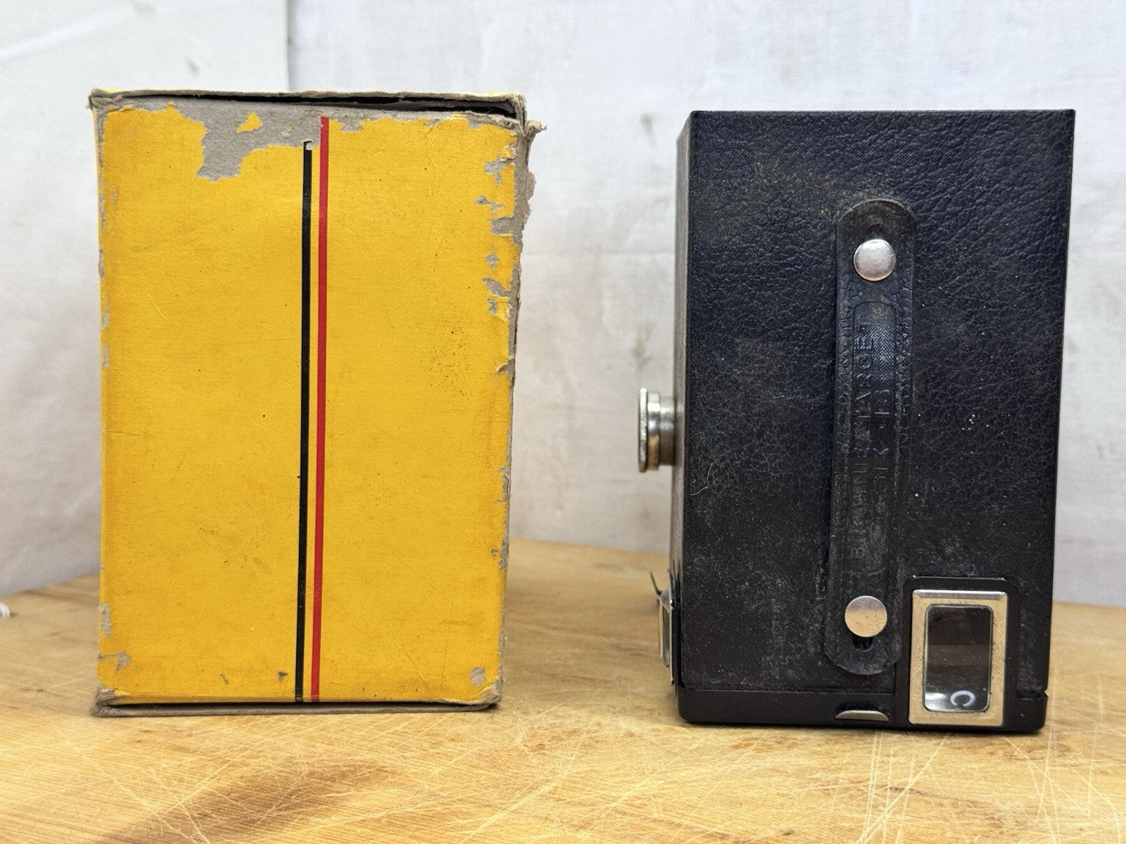 Brownie Target Six-16 Camera With Box Vintage #1176