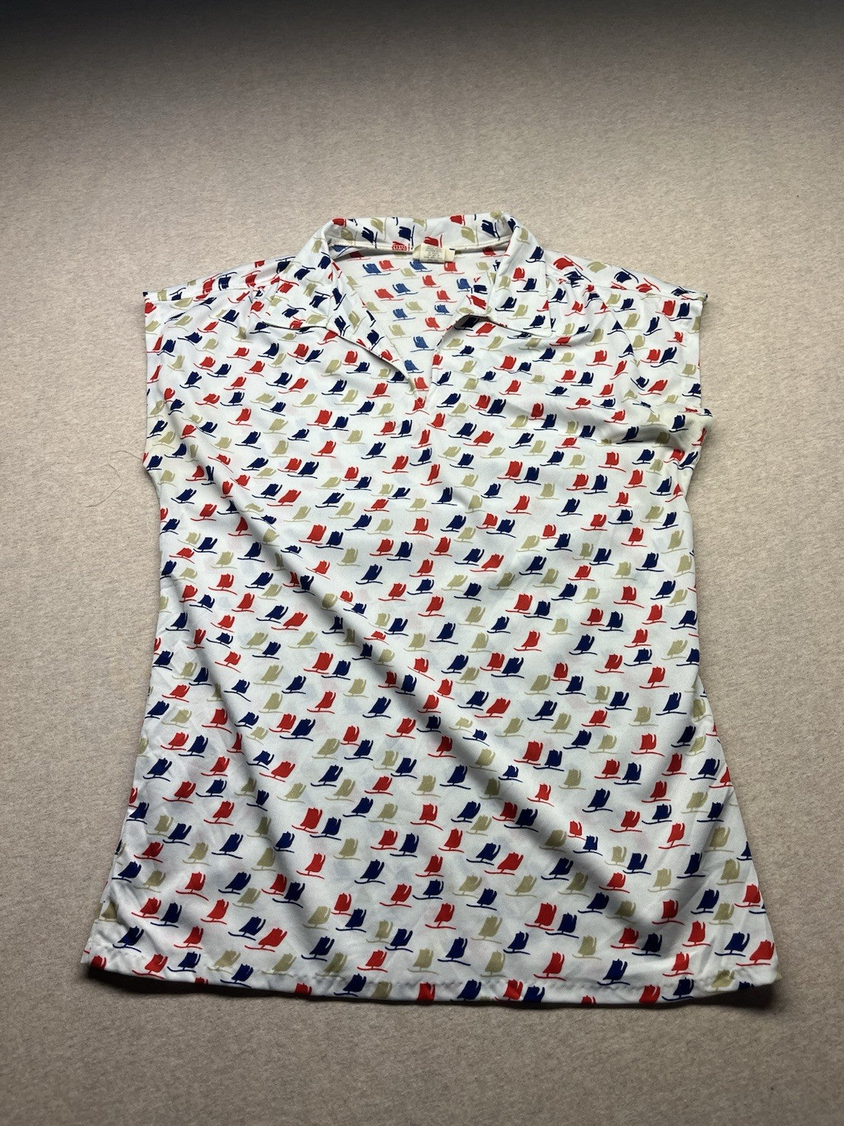 1970s Women’s Sleeveless Print Knit Top