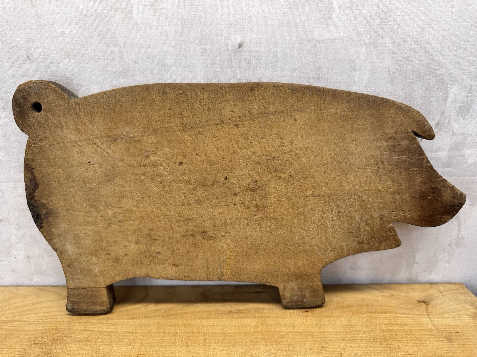 Vintage Pig Cutting Board #1069