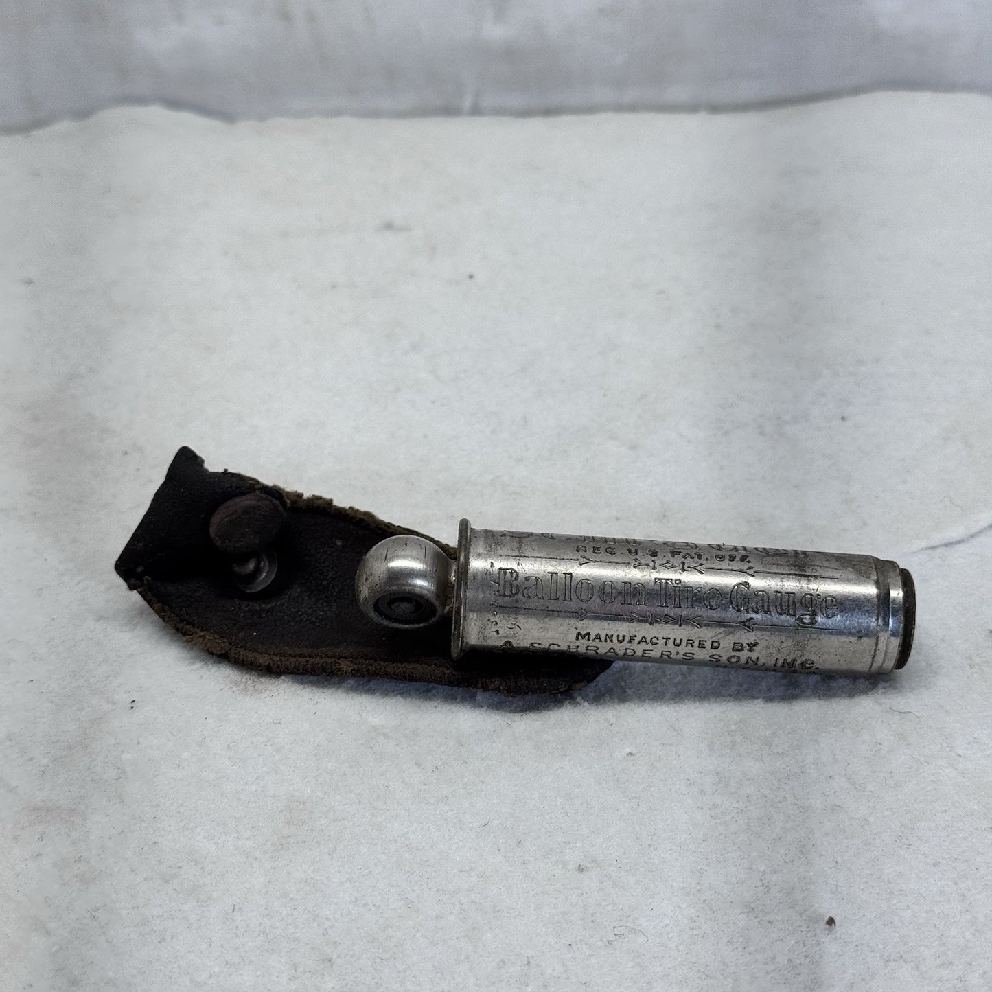 Schrader Balloon Tire Gauge With Case Vintage 