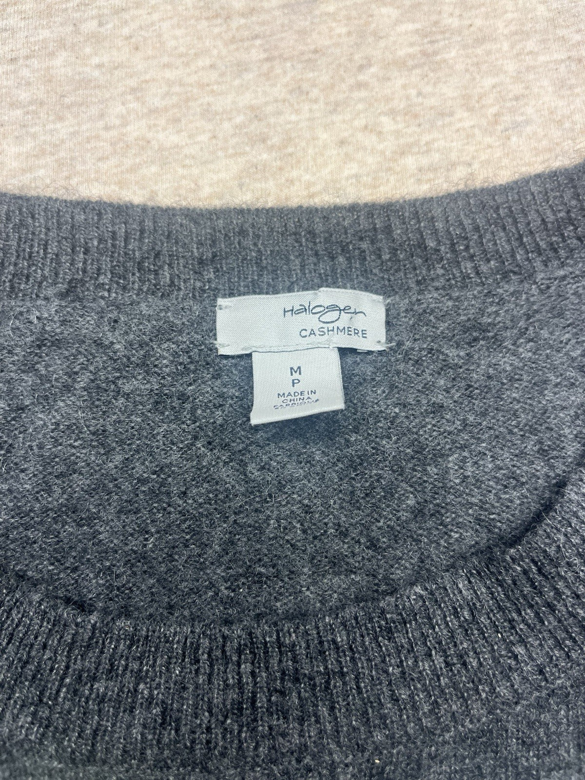 Haloger Women’s Cashmere Medium Petite Grey Sweater