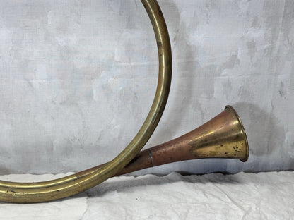 Christmas Brass French Horn Bugle Fox Hound Bow Vtg #S-1838