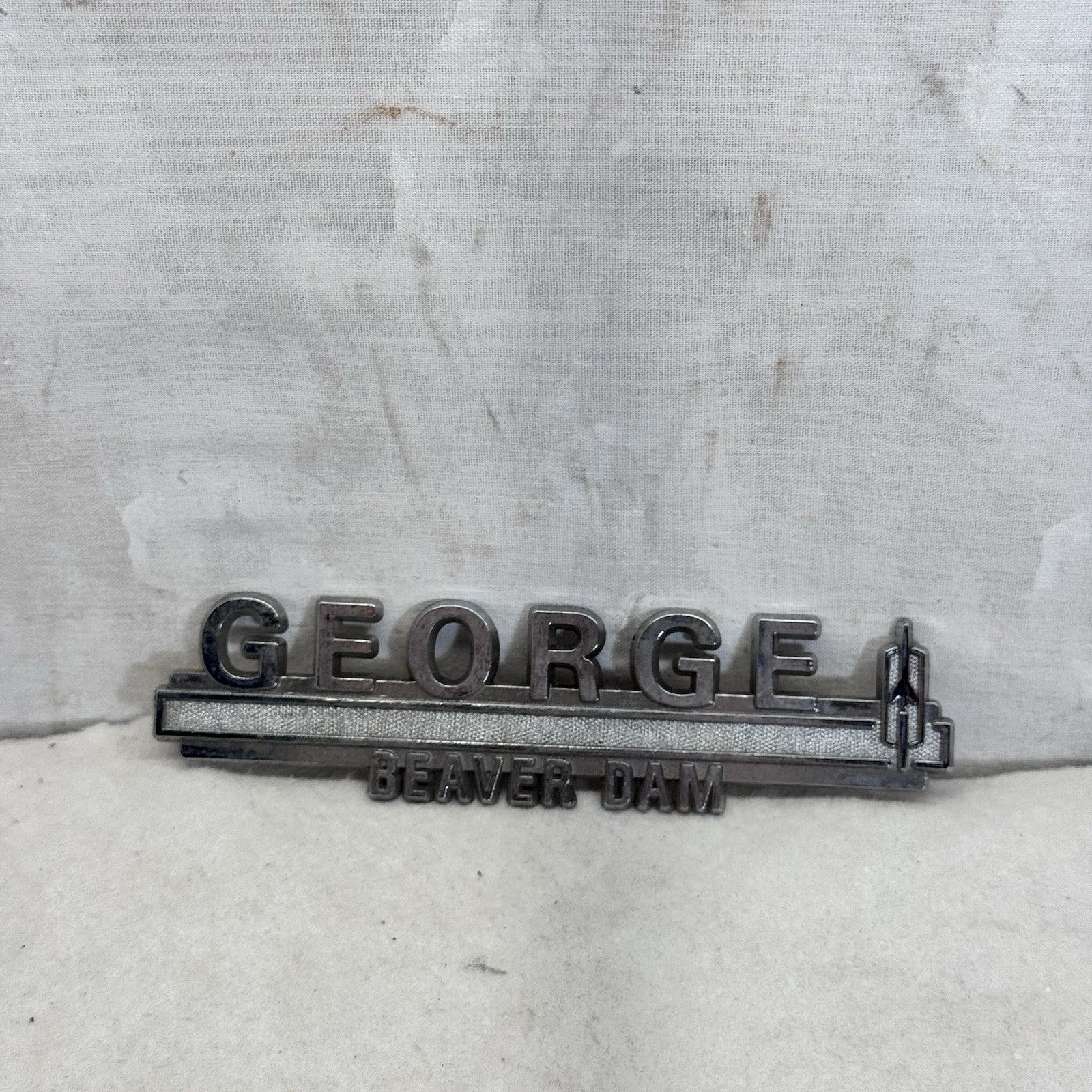 George Vehicle Emblem Beaver Dam Wisconsin Vintage 