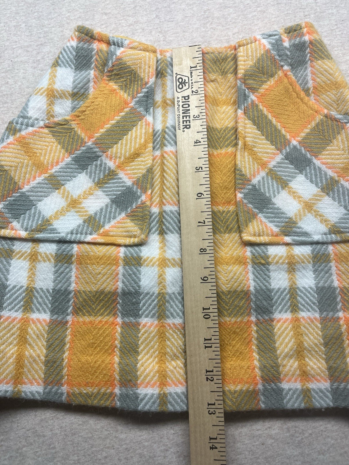 1950s, 60s Youth Girls Gold Plaid Skirt W/pockets