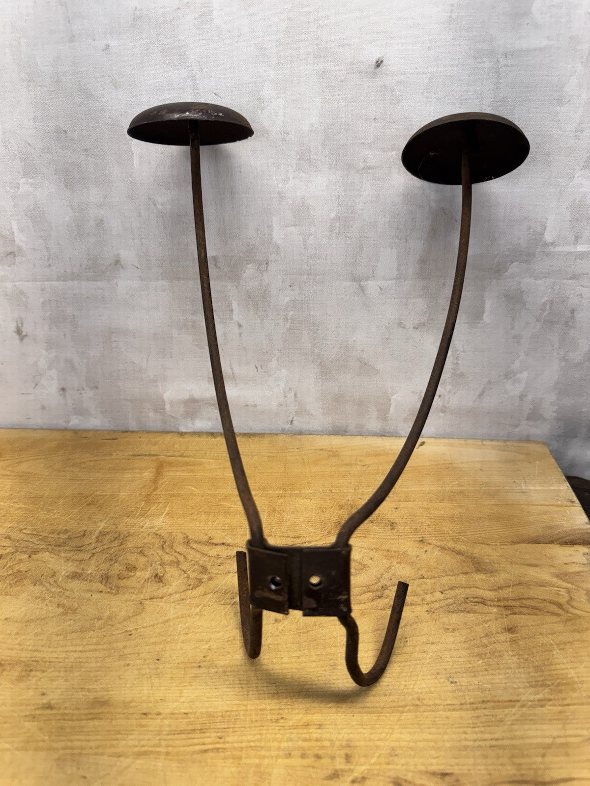Antique Adjustable Coat/hat Rack #1023