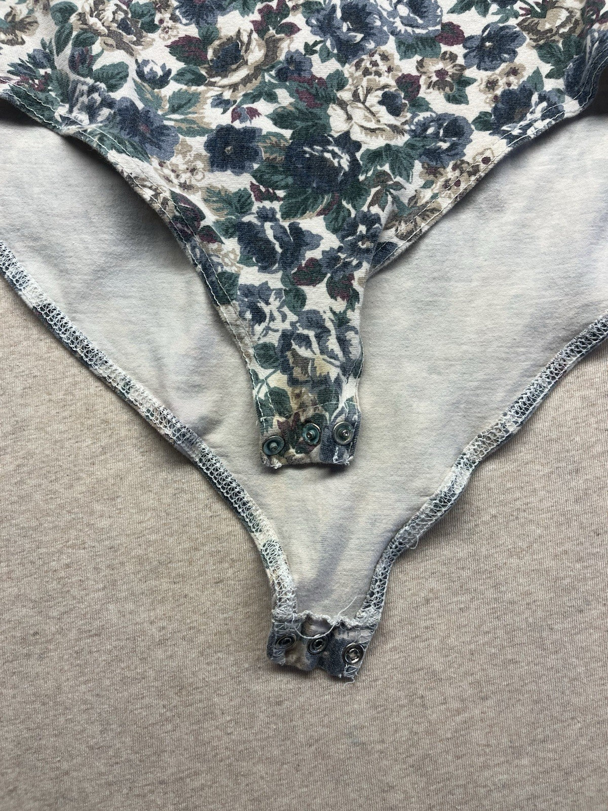 1980-90s Women’s Flowered L Sleeve Knit Body Suit