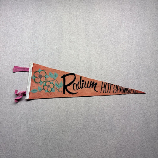 Radium Hot Springs B.C Vintage Fabric Pennant Banner Flag Souvenir ￼