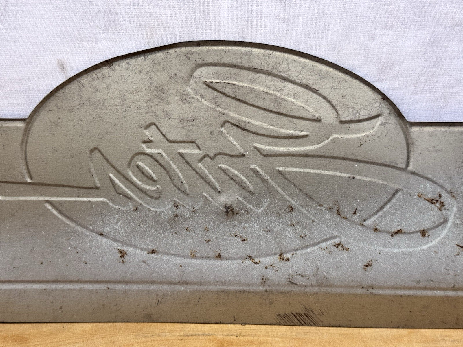 Gates Automotive Sign Vintage #1102