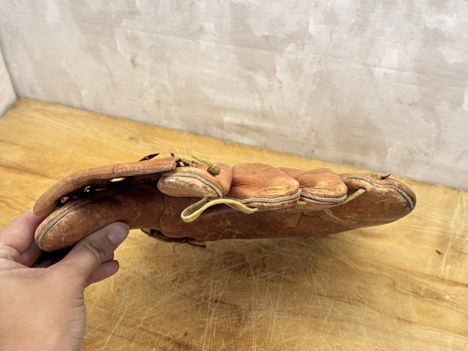 Child’s Vintage Baseball Glove #1172