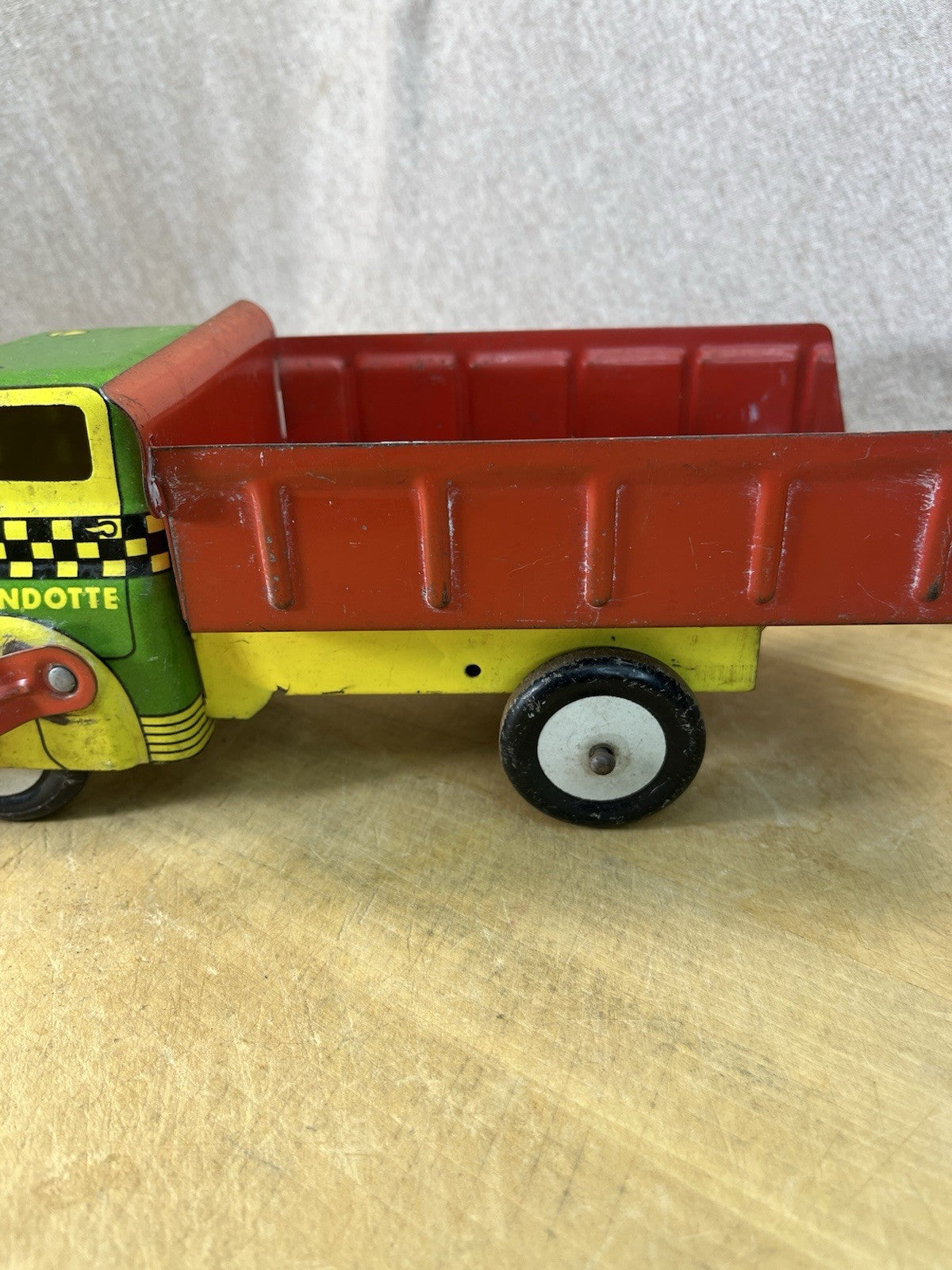 Wyandotte Tin Litho Toy Dump Truck W/ Plow