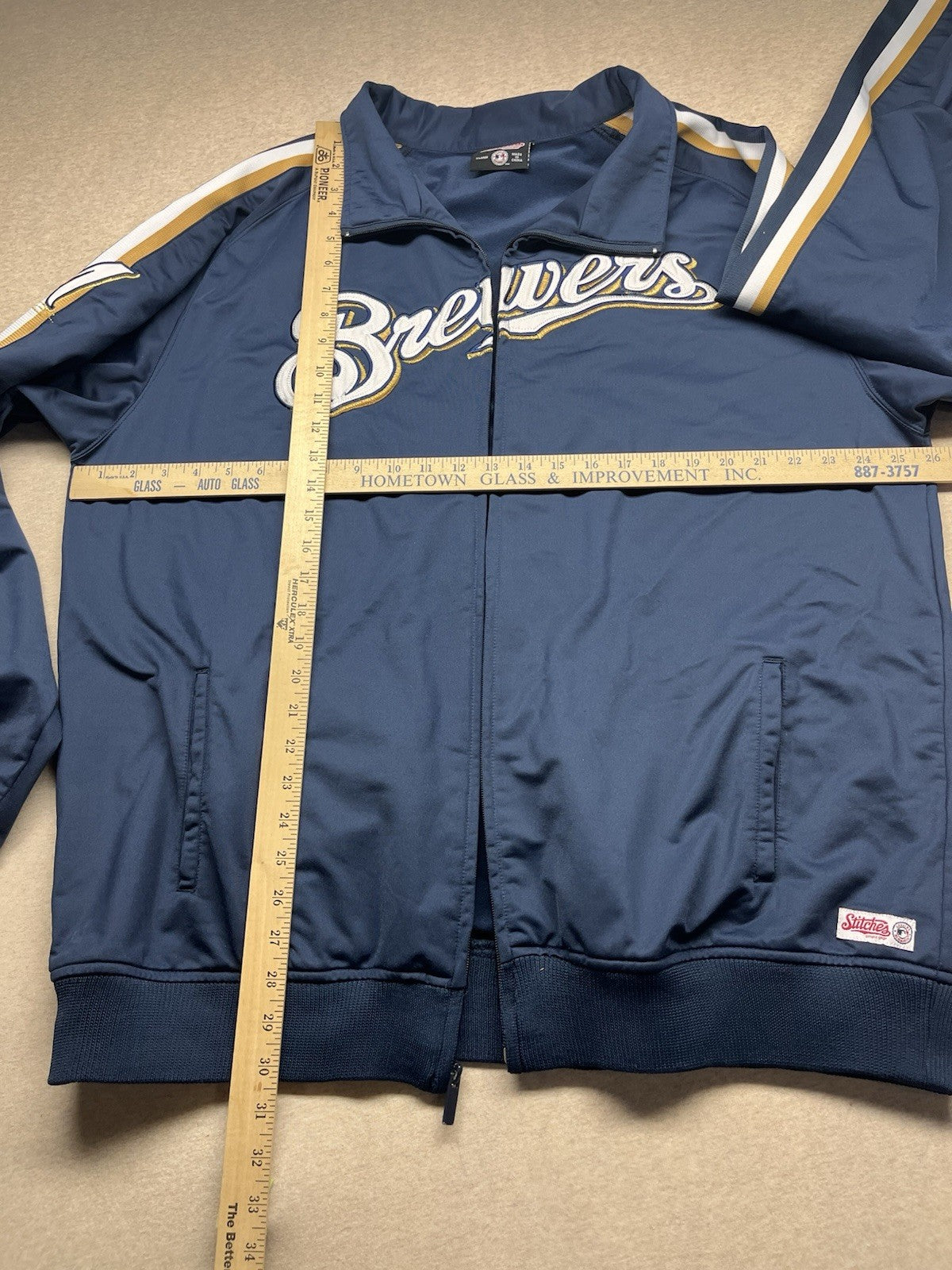 Milwaukee Brewers Stitches Jacket XL