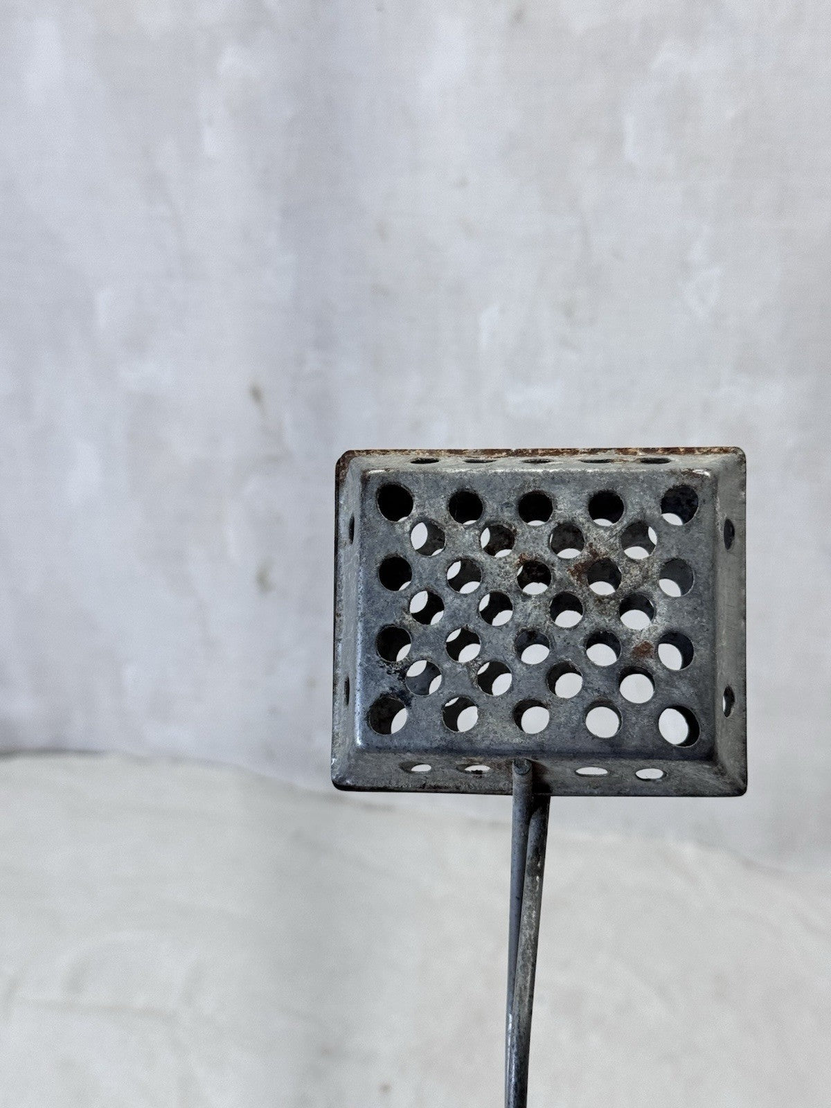 Metal Vintage Soap Saver 