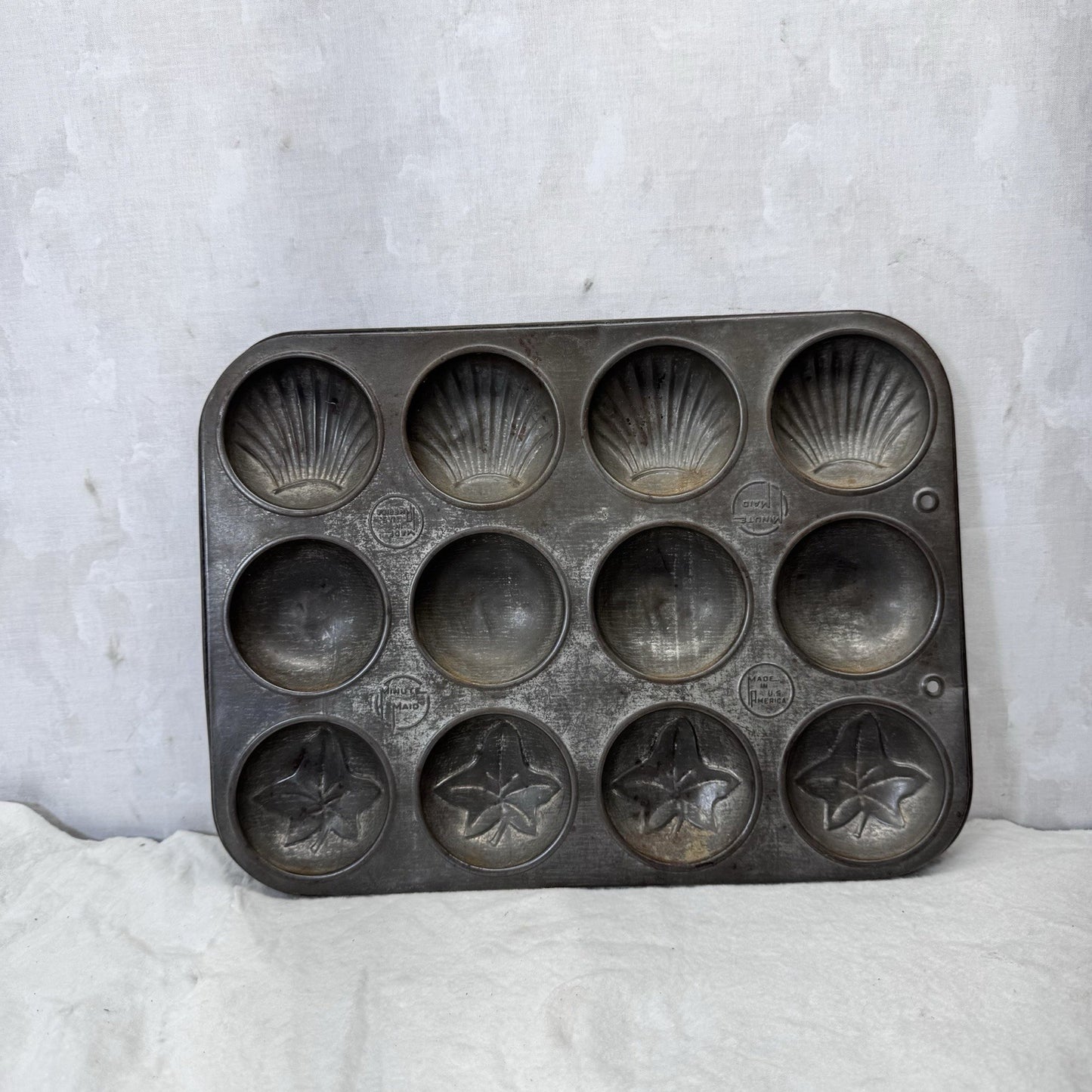 Minute Maid Muffin Baking Tin Mold Vintage 