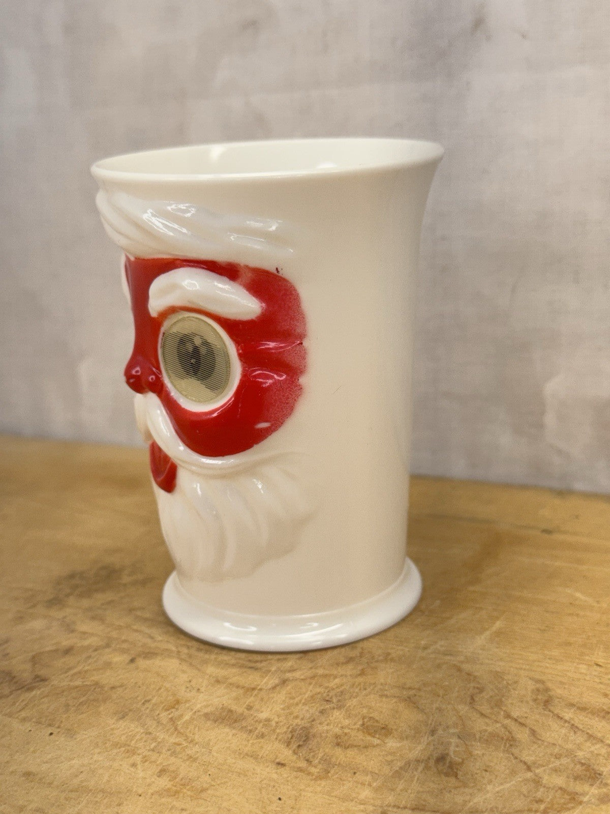 Holograph Eyes Santa Cup Vintage  #1099