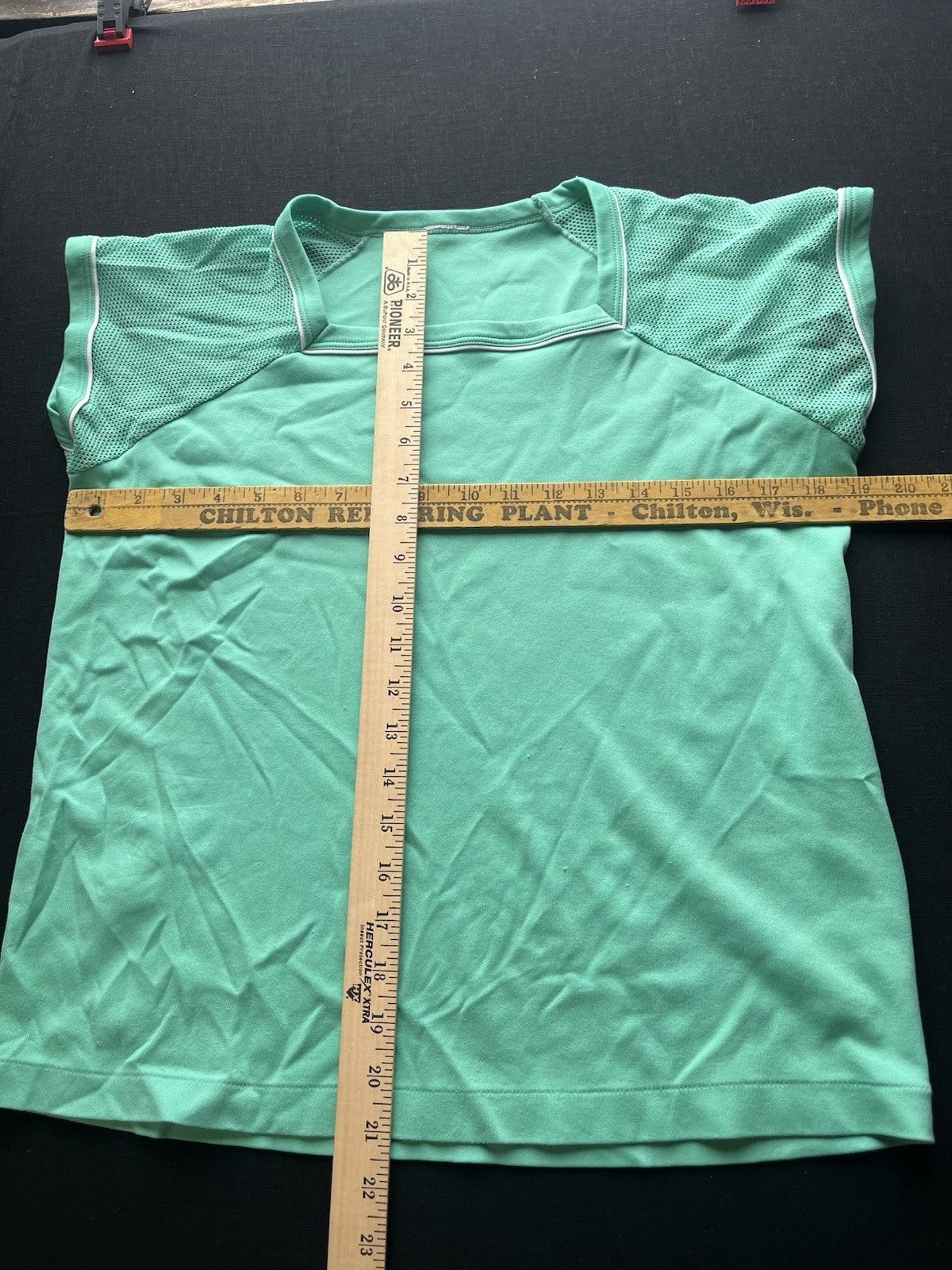 1980s Green S Sleeve Women’s Knit Shirt