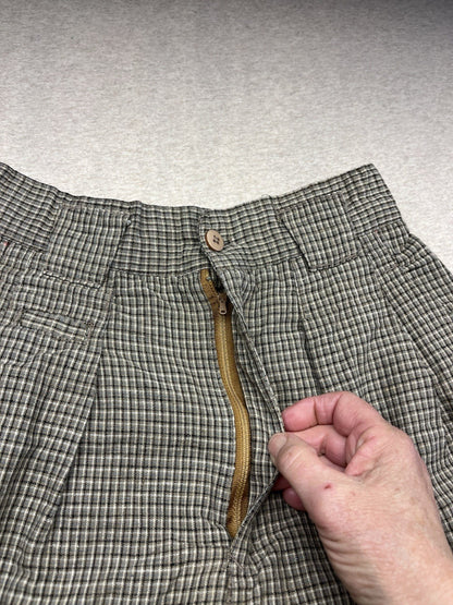 1990s Women’s Brown Plaid Cotton Pants