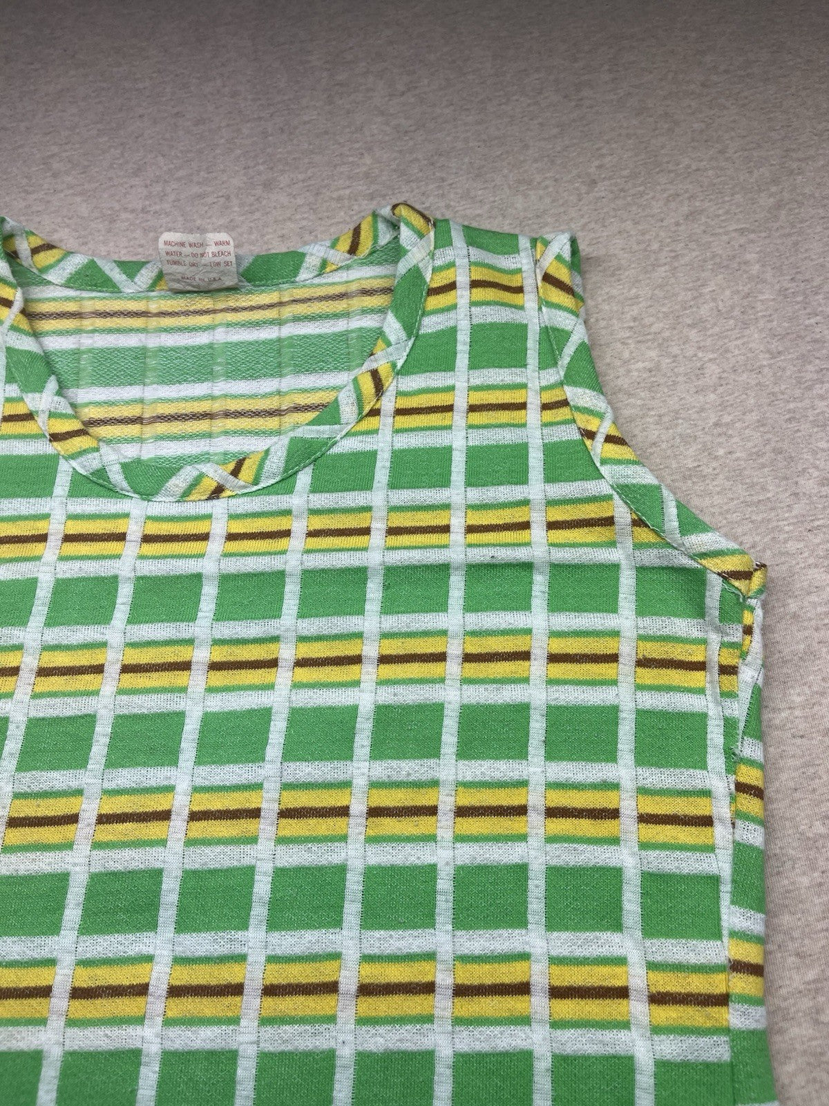 1970s Women’s Green & Yellow Terry Cloth S Sleeve Top